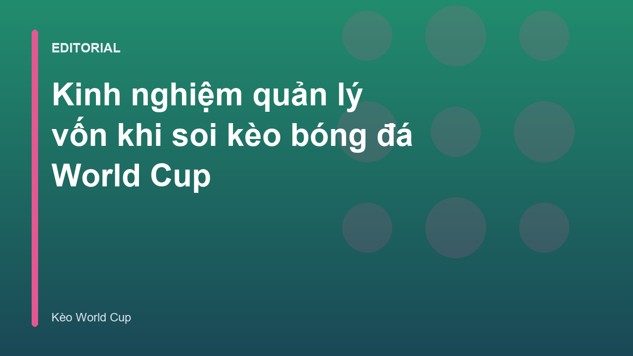 Người chơi bóng đá đang phân tích dữ liệu quản lý vốn